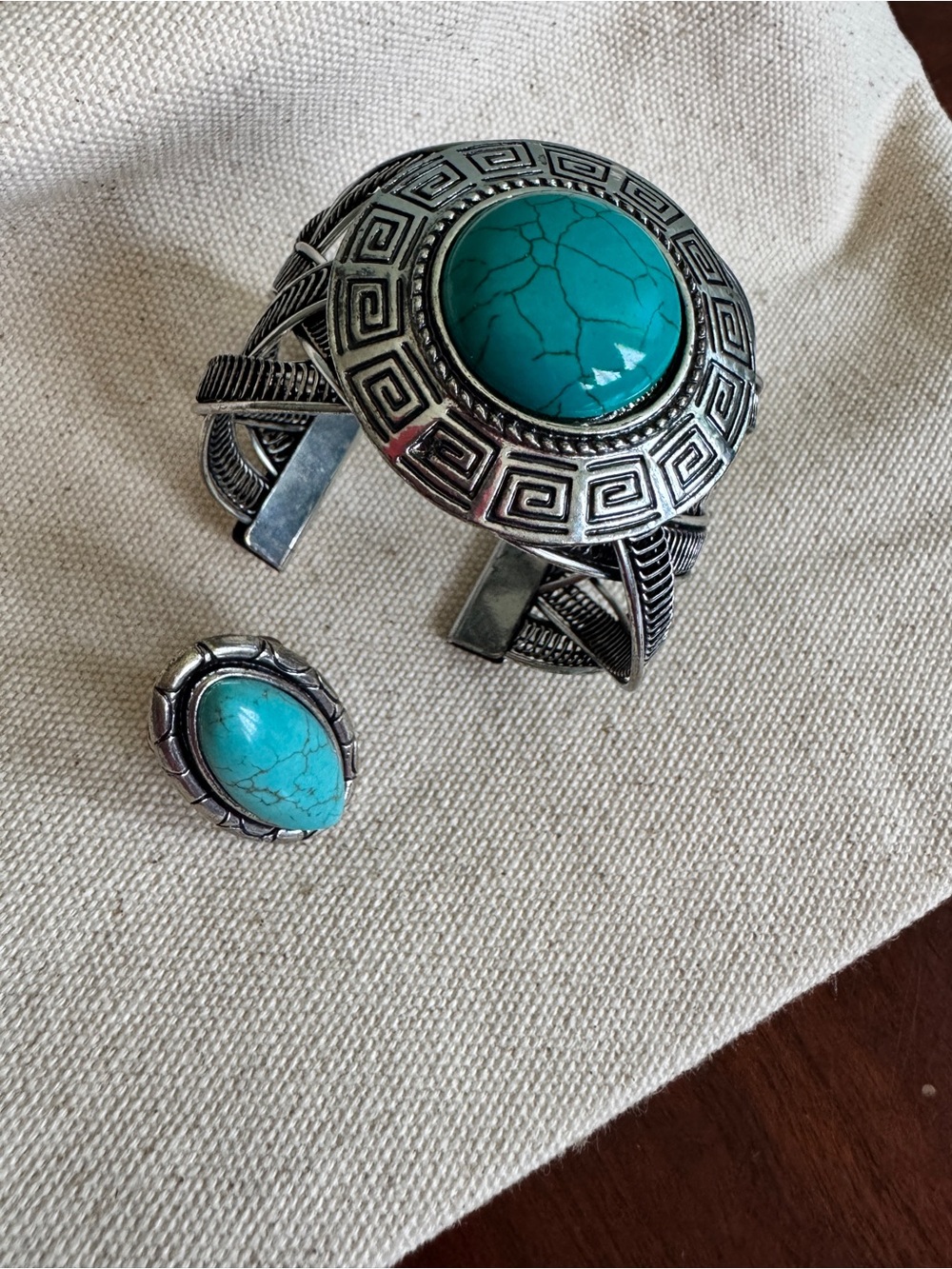 Turquoise Stone Silver Cuff Bracelet and Ring Set